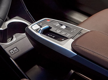 Detail view of the X1 gear shifter